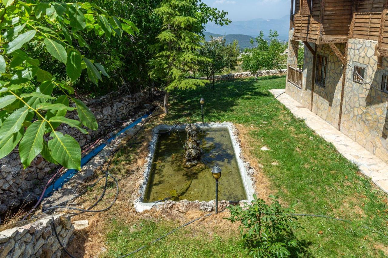 Chalet Feslikan Chalet *
